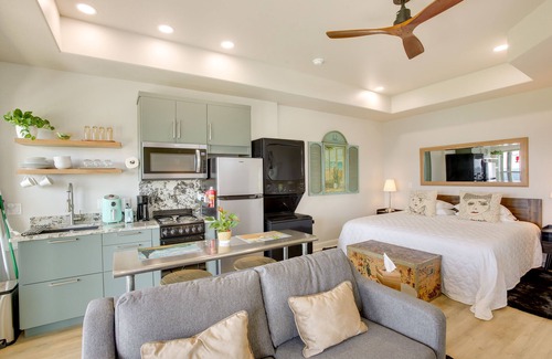 Hilham Appartement | ‘Dale Hollow Sunset Studio’ w/ Incredible Views!