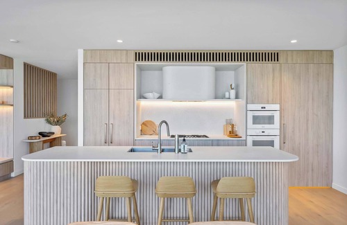 Burleigh Heads Appartement | Dali By Khove Summary