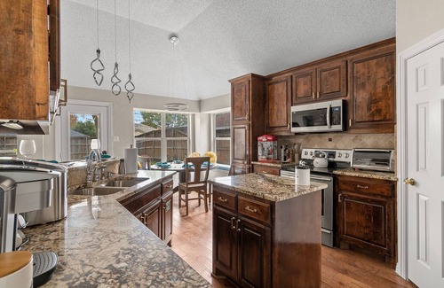Buckner Terrace - Everglade Park Maison | Dallas: Close to downtown, Zoo, Fairpark, Arboretum, White Rock Lake