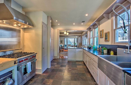 Lower Greenville Cottage | NOUVEAU! Retraite de couple - Marchez jusqu'à Lower Greenville!