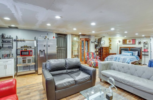 Dallas Appartement | Dallas Studio w/ Home Office - 4 Mi to Fair Park!
