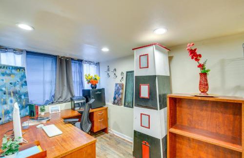 Dallas Appartement | Dallas Studio with Home Office - 4 Mi to Fair Park!
