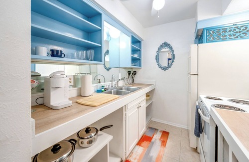 Knox - Henderson Copropriété | Dallas Vacation Rental Condo w/ Community Pool!