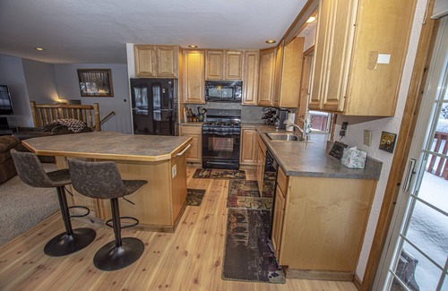 Comstock Acres Maison | Daly's Digs by Hauserman Rental Group