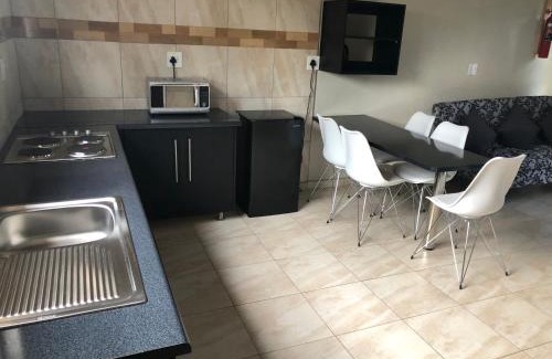 Greater Giyani Cabine | Dam Vista Retreat