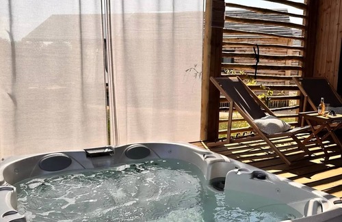 Vaire Chalet De Ski | Lodge 2 chambres et Spa - Bohème 5 personnes