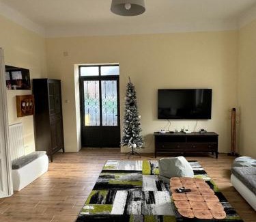 Sremski Karlovci Villa | DANA GUEST HOUSE