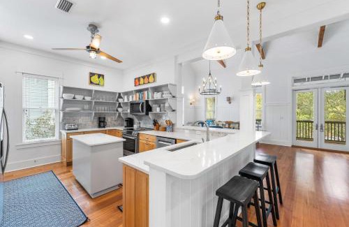 Cottage District Maison | Dandelion