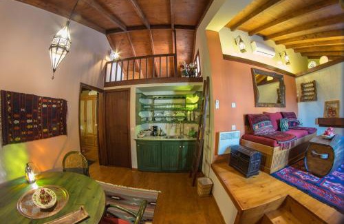 Amfikleia-Elateia Maison | Dandy Villas Amfiklia - Guest House Dafne - Garden