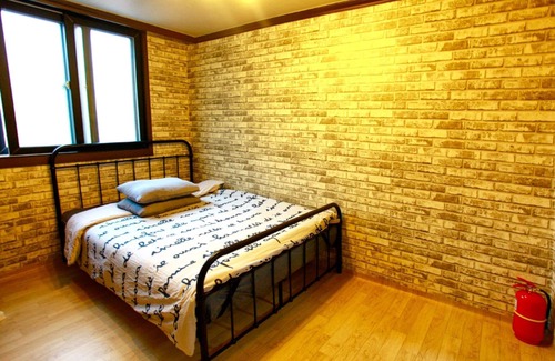 Danyang Maison | Danyang Factory G Ssang Guest House