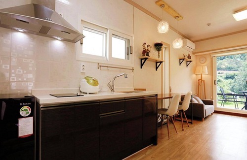 Danyang Maison | Danyang Handemy House Pension