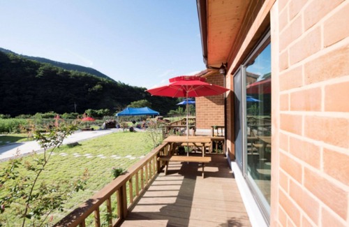 Danyang Maison | Danyang Sosunam Hwangto Mauel Pension