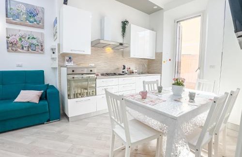 Terracina Appartement | Danyshome Minerva al Mare in pieno Centro