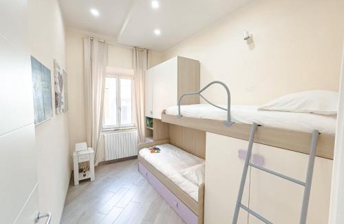 Terracina Appartement | Danyshome Minerva al Mare in pieno Centro