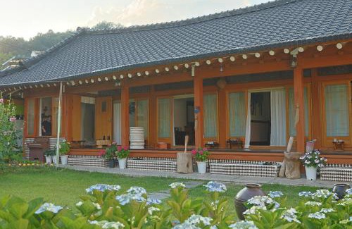 Suncheon Maison | Daoljae Hanok Pension