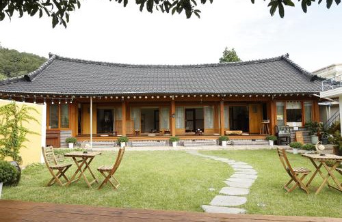 Suncheon Maison | Daoljae Hanok Pension