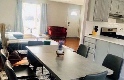 Darien Maison | Darien Delight - Single Level Ranch
