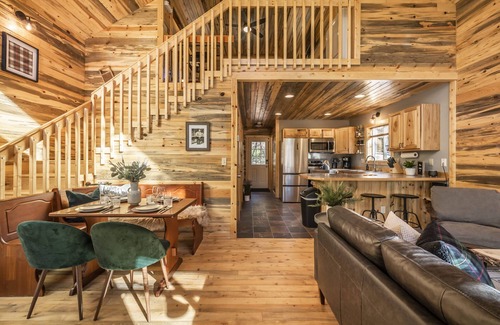 Florissant Cabine | Dark Sky Views - Firepit - Sauna - Grill - Fishing