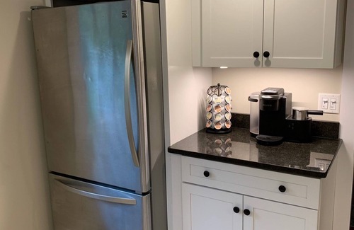 Harwich Port Maison | Darling Cape Cottage - Steps from Downtown Harwich Port