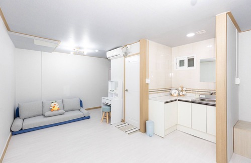 Gunsan Maison | Dashim Guest House