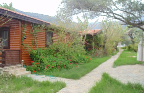 Ovabuku Maison | Datça, Chalets en bois à quelques pas de la mer!