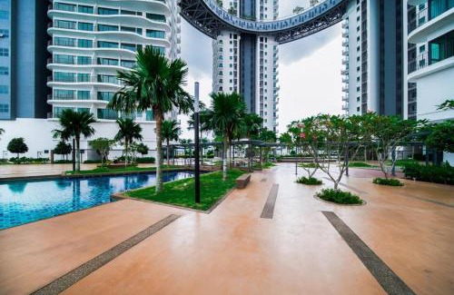 Taman Keramat Appartement | Datum Jelatek - KLCC Sky Ring Linked To LRT & Mall by AwNa