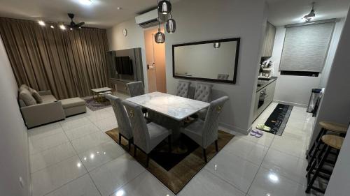 Taman Keramat Appartement | Datum Jelatek Superb Suite KL By LH