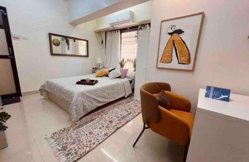 Bandra West Appartement | Dawn - A Spacious Modern Studio in Bandra at Almeida Park by Connekt Homes