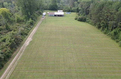 Fredonia Maison | DAY RENTAL ONLY/Picnic Rental -private location, pavilion,pool, restrooms
