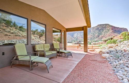 Kanab Maison | Day Trip to Zion Home with Fire Pit and Pool Access