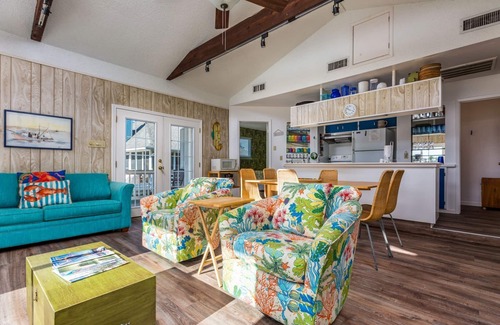 Pirates Beach Maison | Daydreamer - 2 Bdrm 1 salle de bain - Beachside dans Pirates Beach