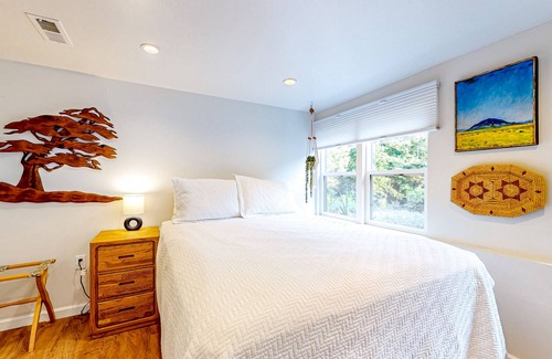 Markham Appartement | Daylight basement with garden views - near Multnomah Village
