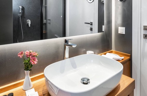 Patras Hôtel | DAYS City Suites