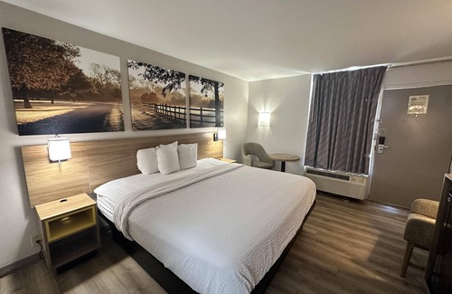 Adel Hôtel | Days Inn by Wyndham Adel I-75