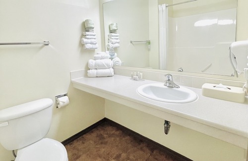 Clairmont Hôtel | Days Inn by Wyndham Grande Prairie