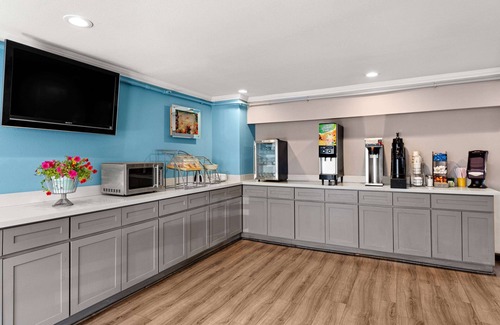Monta Vista Hôtel | Days Inn by Wyndham Lakewood South Tacoma