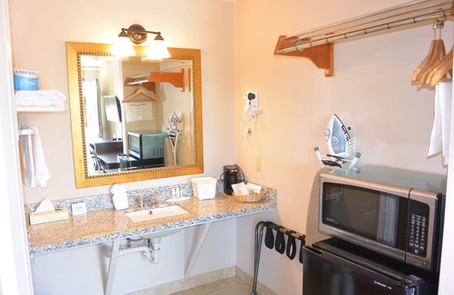 Monta Vista Hôtel | Days Inn by Wyndham Lakewood South Tacoma