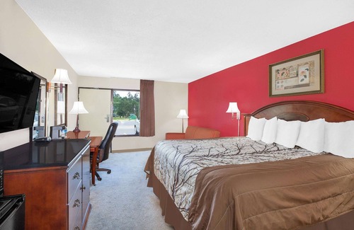 Newton Hôtel | Days Inn by Wyndham Newton