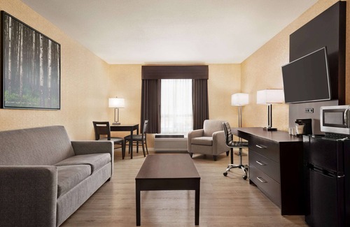 North Industrial Hôtel | Days Inn by Wyndham Saskatoon