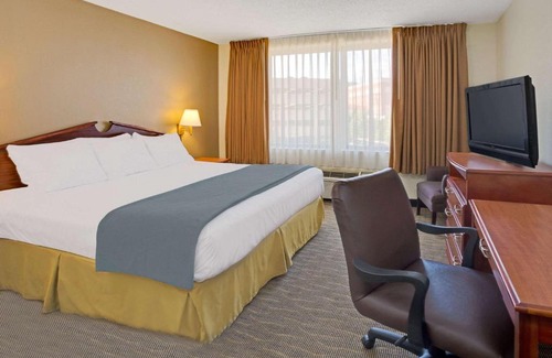 Downtown Hôtel | Days Inn by Wyndham Silver Spring