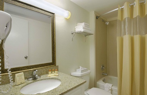 Downtown Hôtel | Days Inn by Wyndham Silver Spring