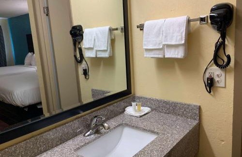 Troy Hôtel | Days Inn by Wyndham Troy IL
