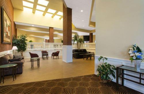 Tallahassee Hôtel | Days Inn & Suites by Wyndham Tallahassee Conf Center I-10