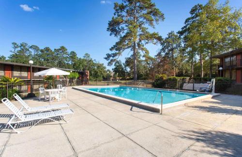 Tallahassee Hôtel | Days Inn & Suites by Wyndham Tallahassee Conf Center I-10