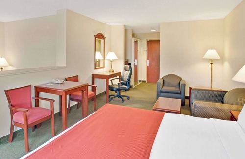 Laurel Hôtel | Days Inn & Suites by Wyndham Laurel Near Fort Meade