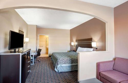 Westfield Hôtel | Days Inn & Suites by Wyndham Houston North - Spring