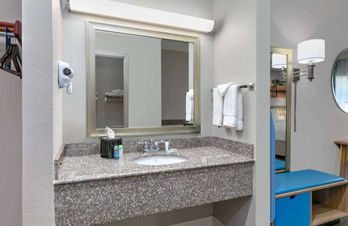 Cabot Hôtel | Days Inn & Suites by Wyndham Cabot