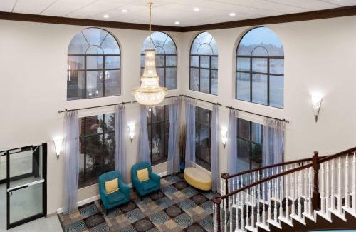 Barker Hôtel | Days Inn & Suites by Wyndham Sam Houston Tollway