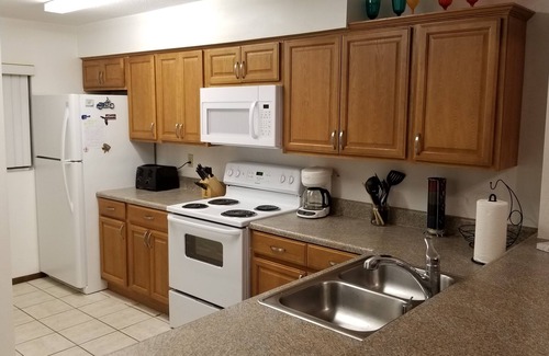 Daytona Beach Copropriété | Condo à louer à Daytona Beach, 30% de rabais sur 28 nuits ou plus. .Exclus Feb, Mar, Apr