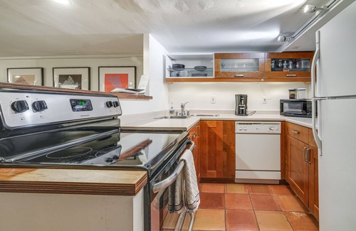 Le Droit Park Appartement | DC Apartment: 2 Mi to National Mall!